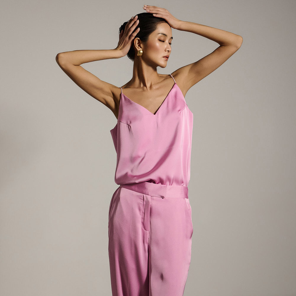 E9030 褶裥无袖上衣