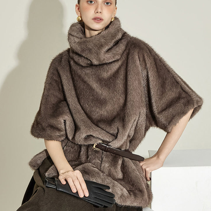 E9036 High-Neck Fur Top