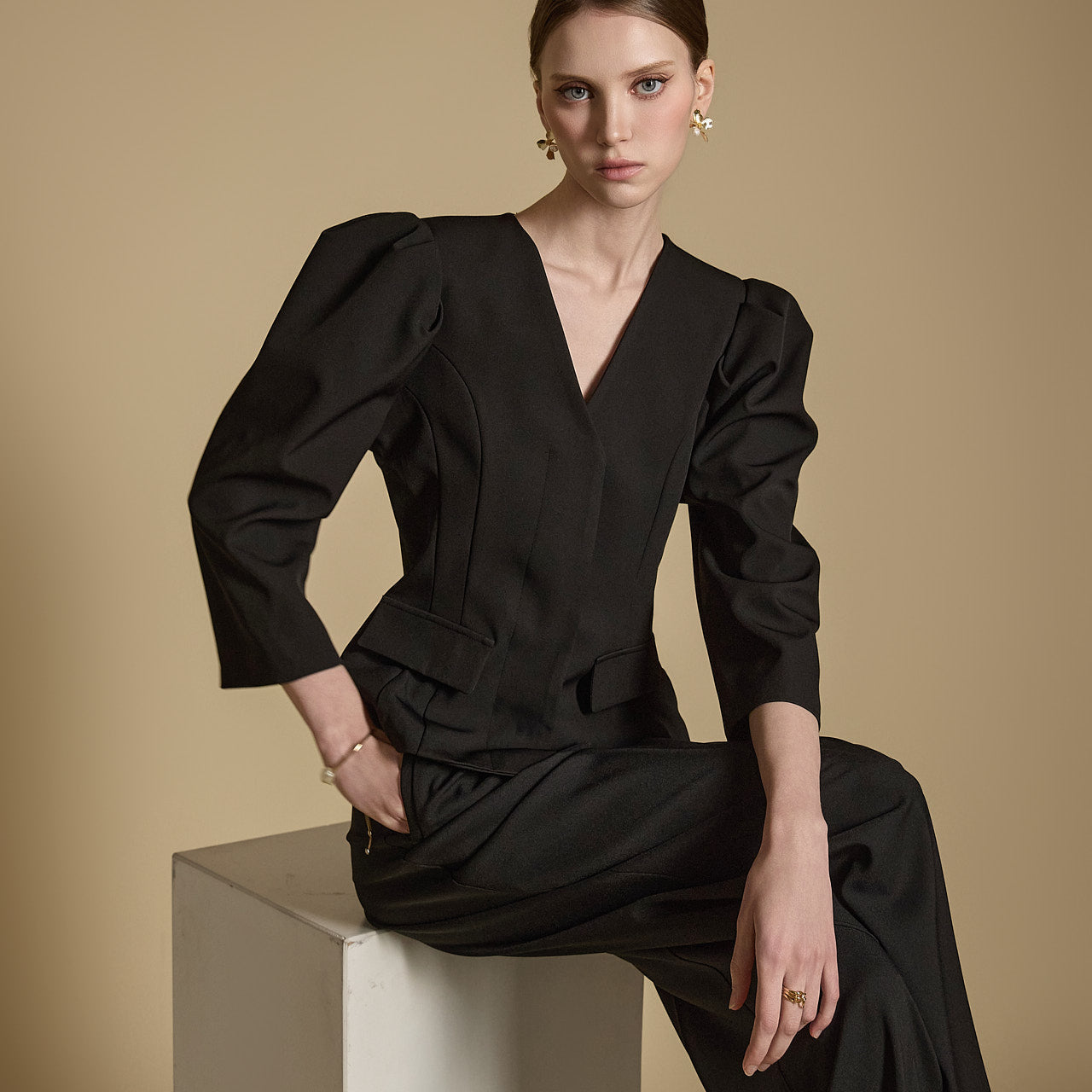 J2633 パフスリーブジャケット