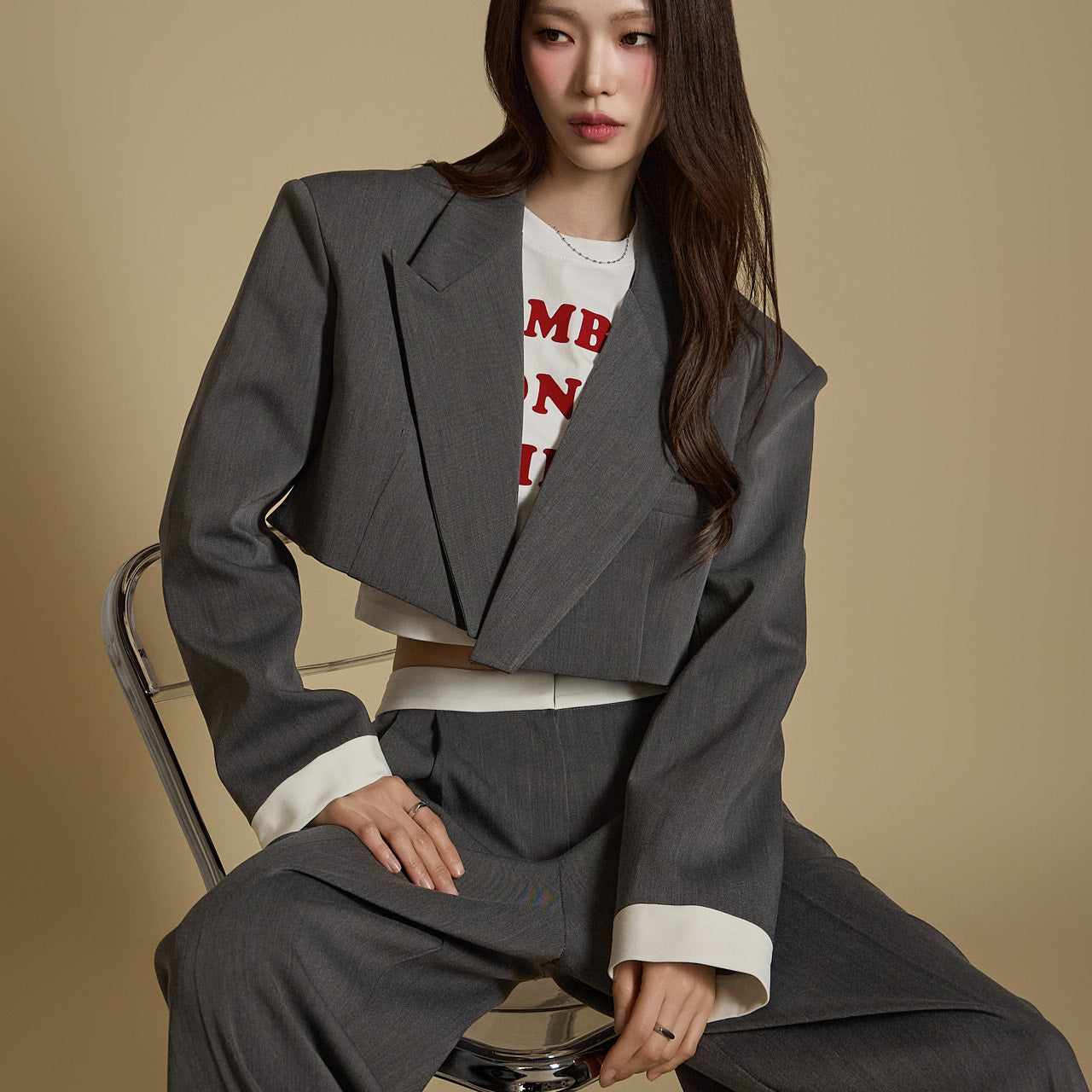 J2637 垫肩短款夹克