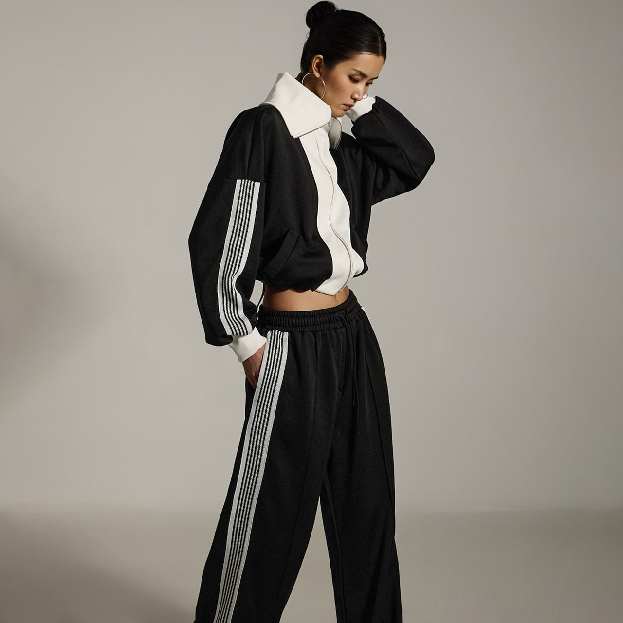 J2646 マルチウェイジップアップジャケット