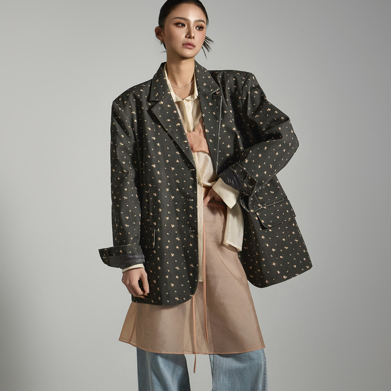 J2659 フラワー柄ジャケット