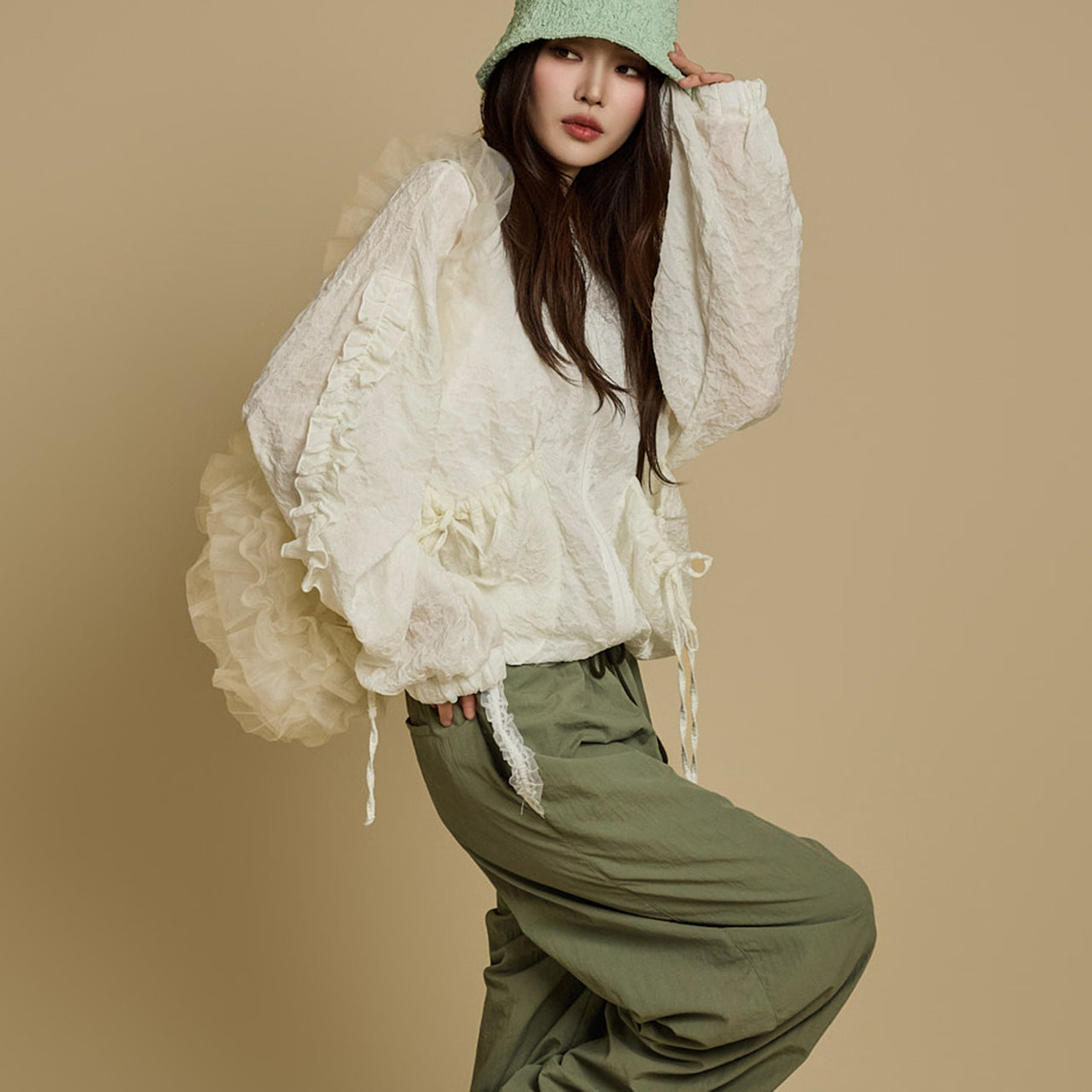 J2718 荷叶边拉链夹克