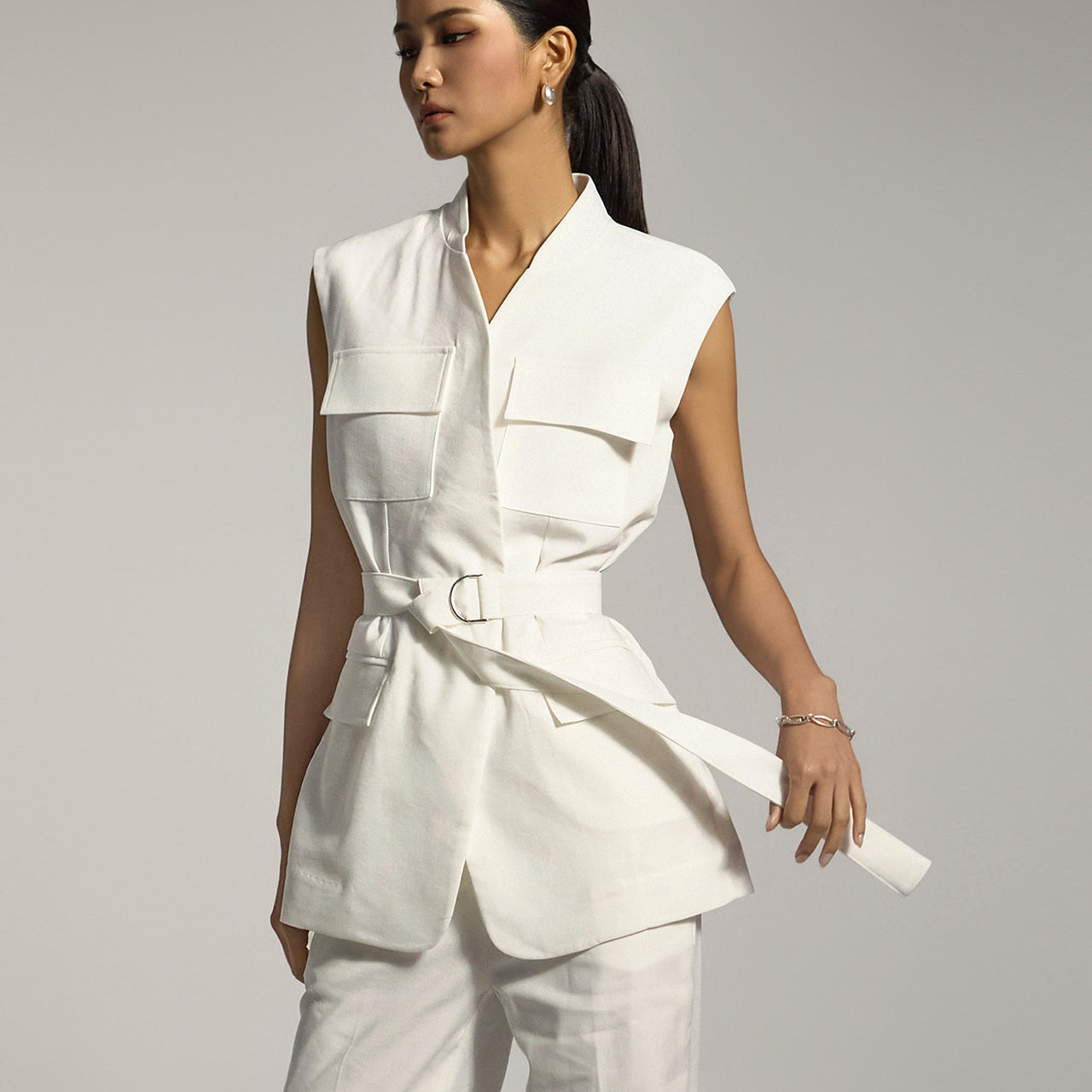 J2758 Vest with Belt