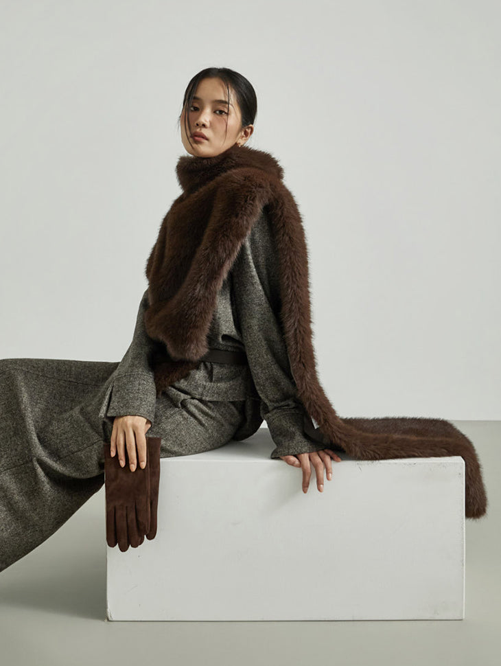 J2983 Turtle-Neck Fur Vest