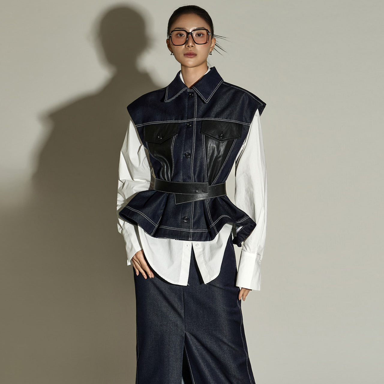 J9334 Vest with Belt