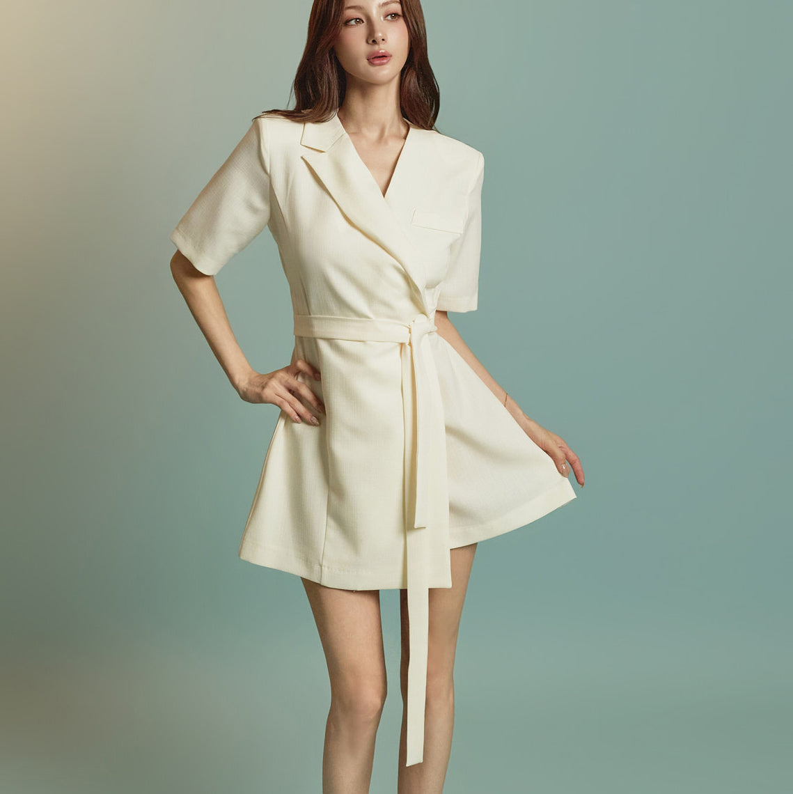 JS058 ストラップ付きジャンプスーツ