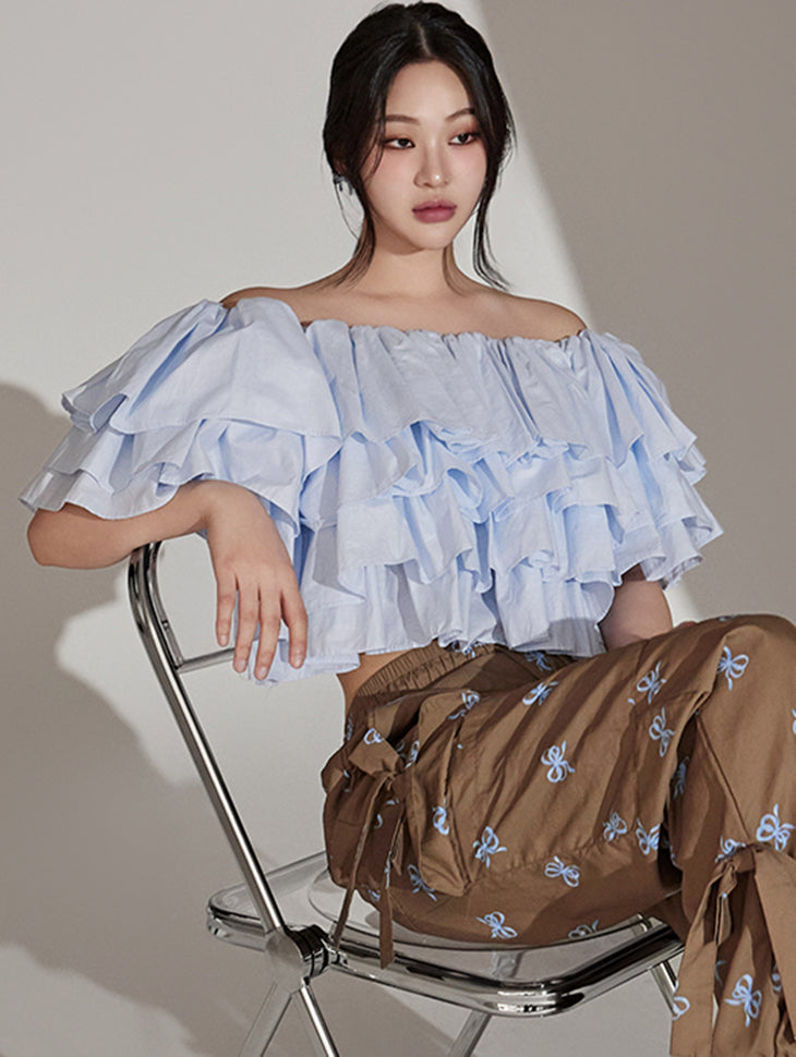 B2958 フリルティアードブラウス