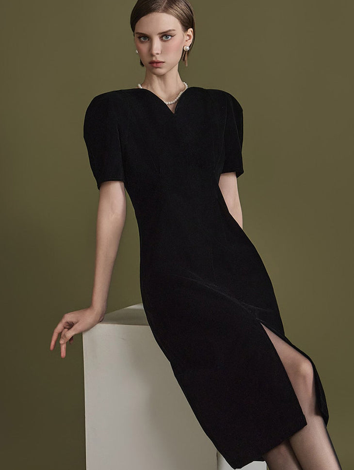 D4845 ベルベットハートネックドレス