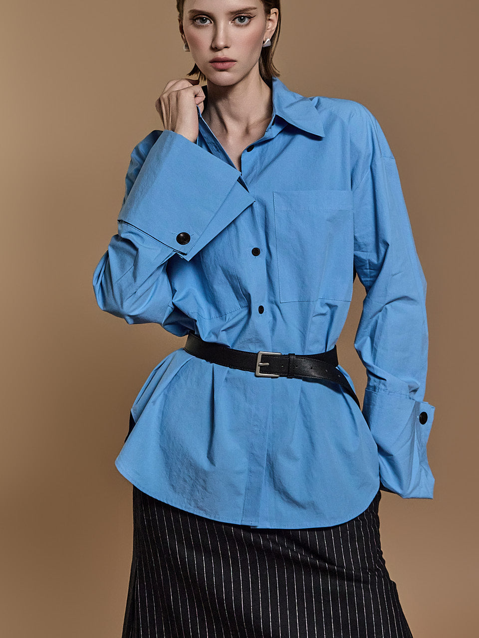 S690 ベーシックロールアップシャツ