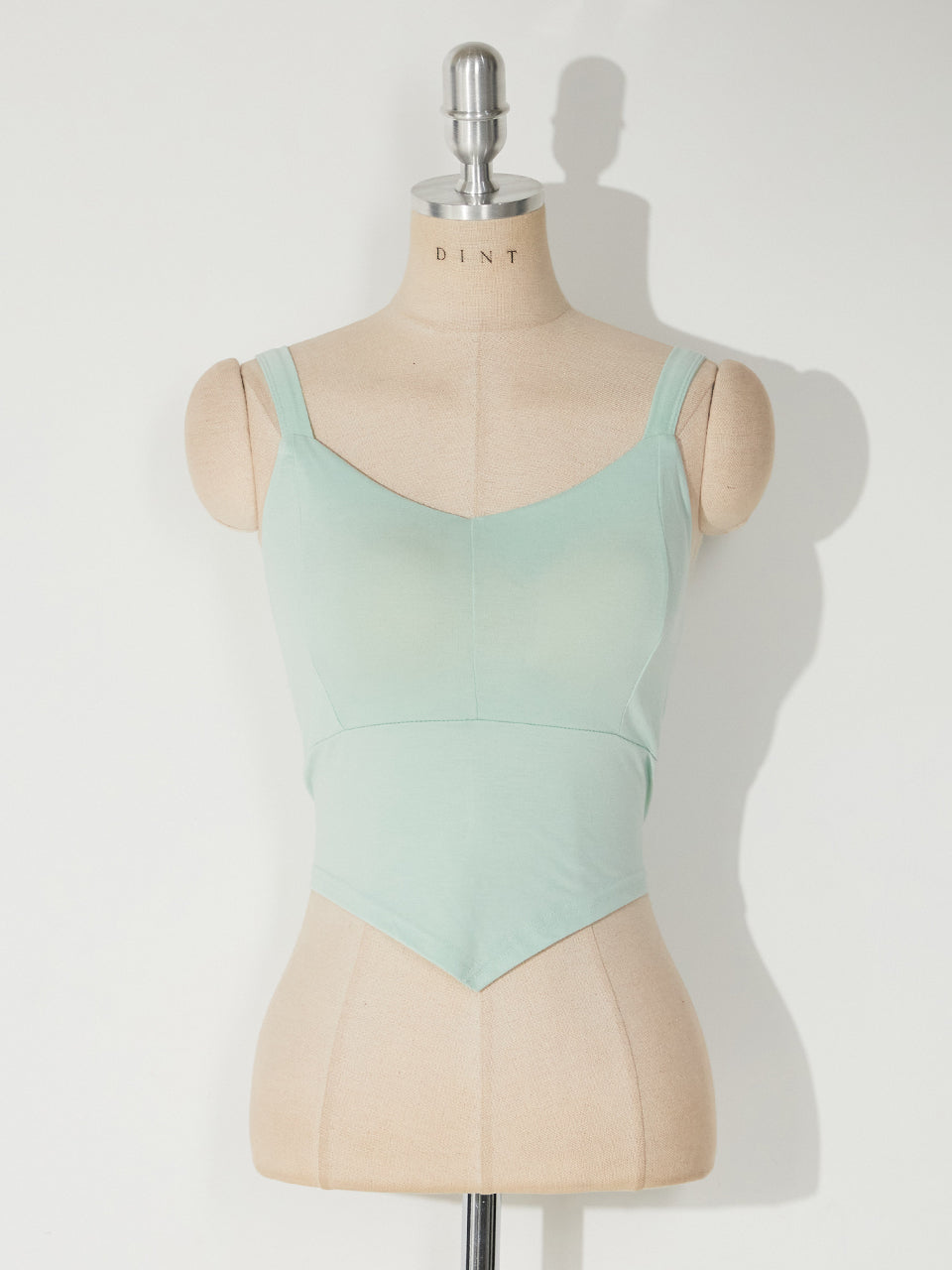 E3466 Sleeveless Top With Built-in Cap