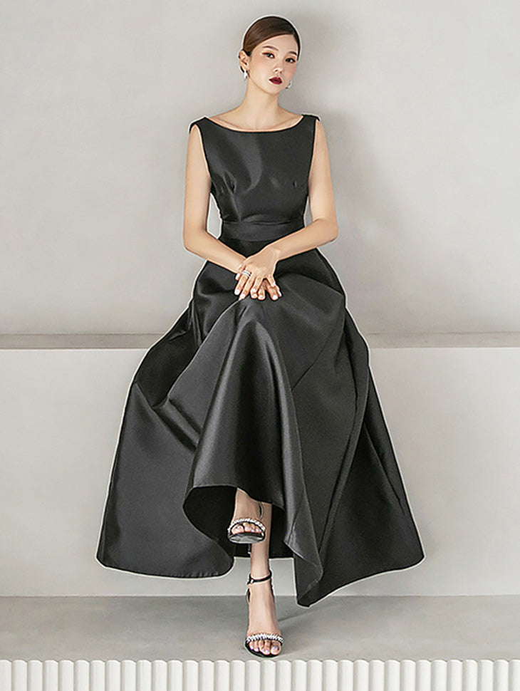 D9161 后开衩喇叭连衣裙