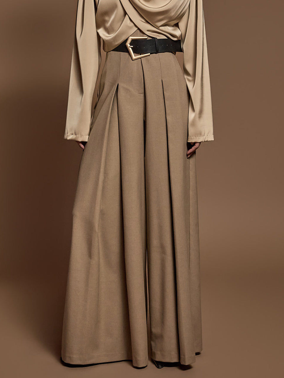 P9161 ベルト付きワイドスラックス