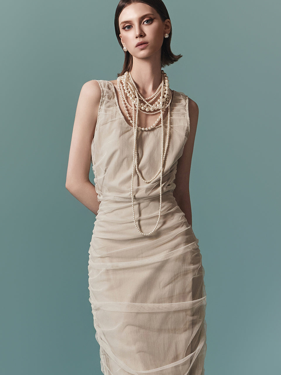 E3385 网眼无袖上衣