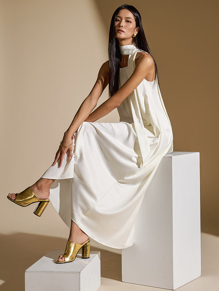 D5077 带肩带连衣裙