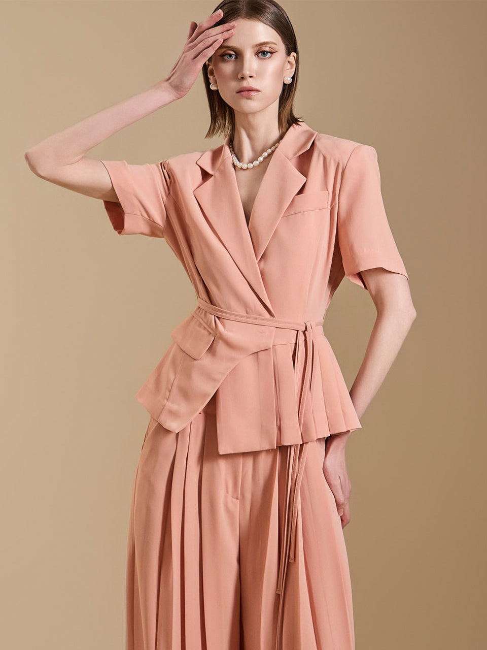 J2314 带肩带夹克