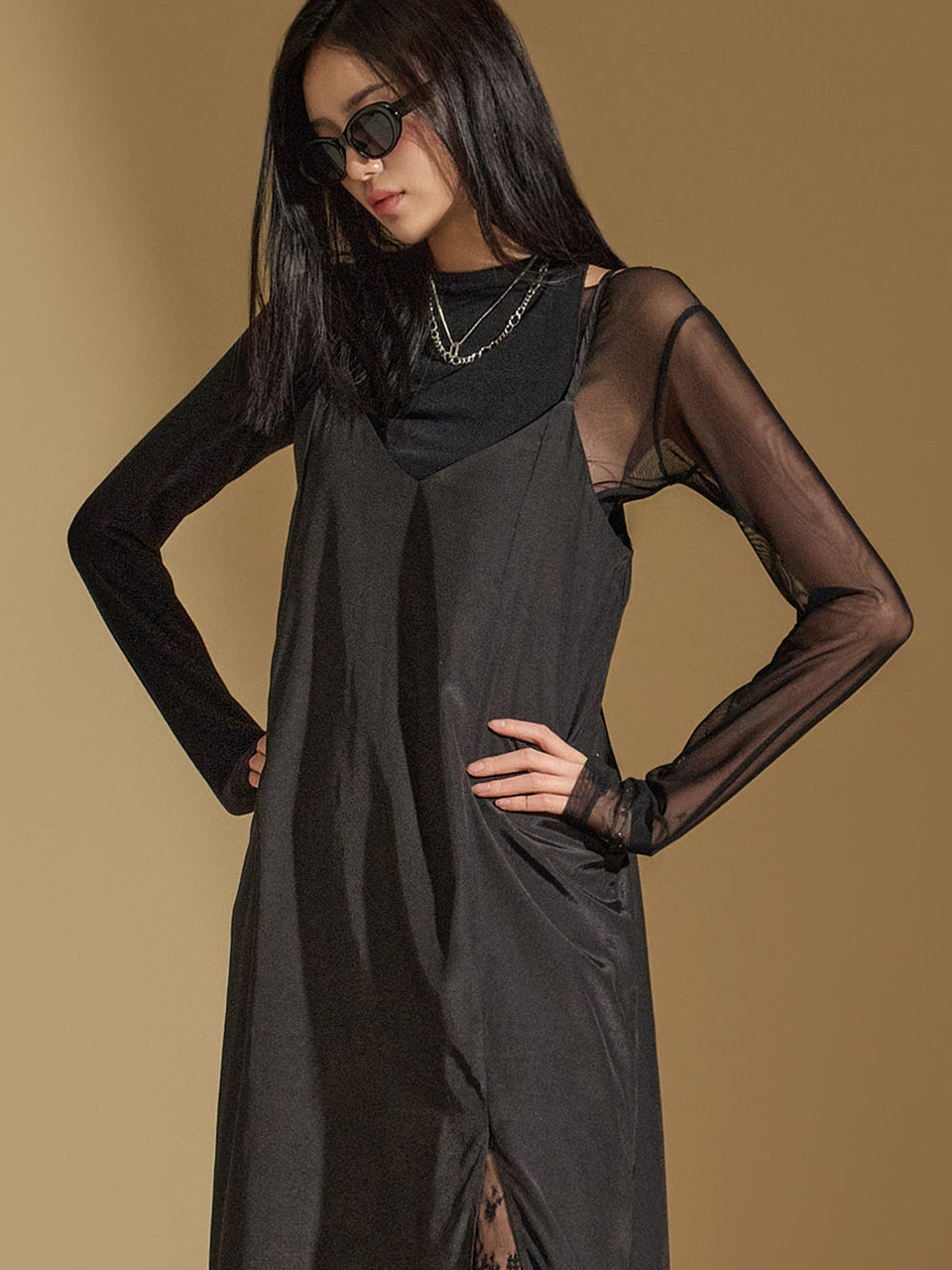 E3522 透明撞色上衣