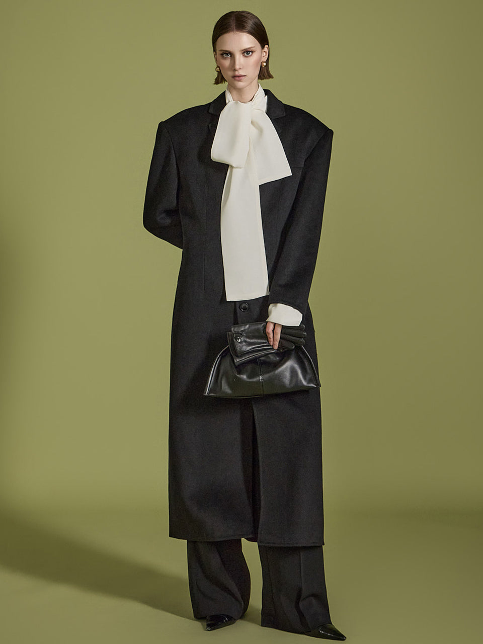 J2421 3つボタンウールロングコート