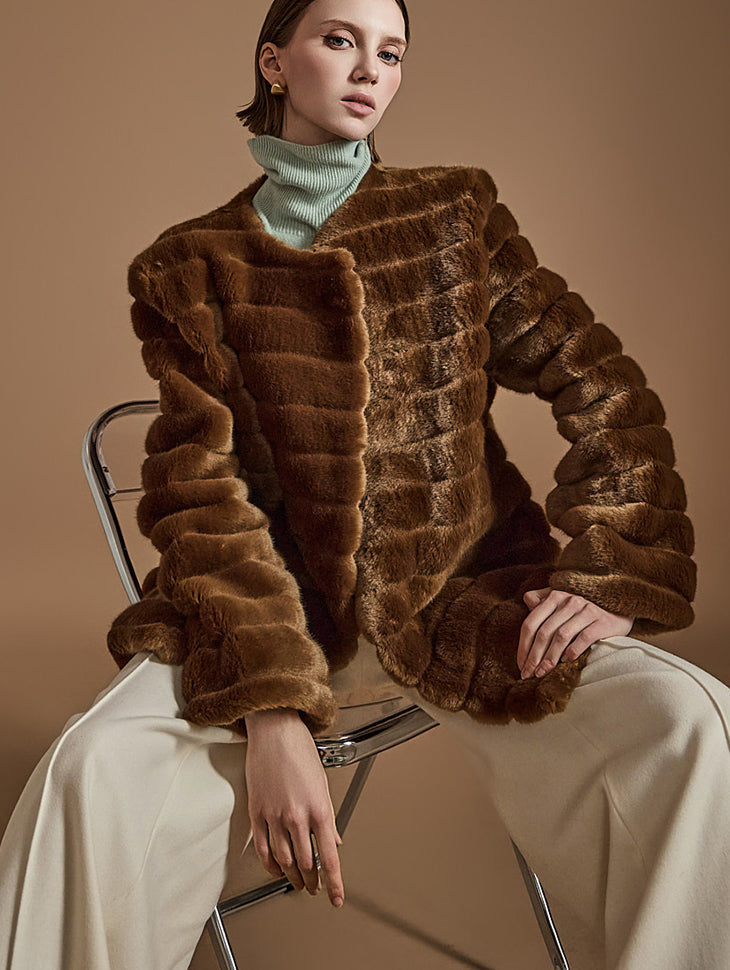 J2523 仿皮草大衣