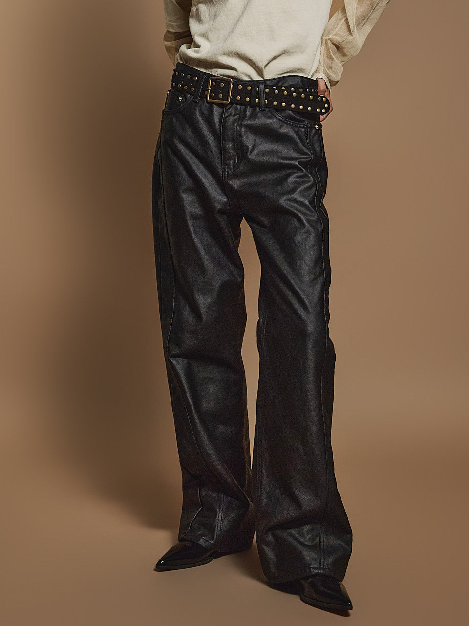 P3263 コーティングパンツ