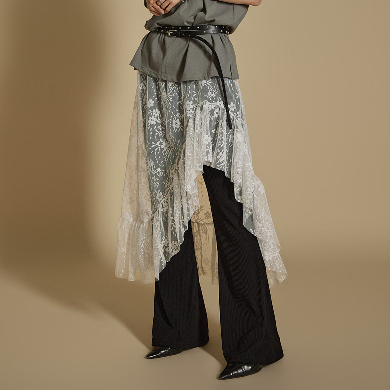 P3384 レースレイヤードパンツ