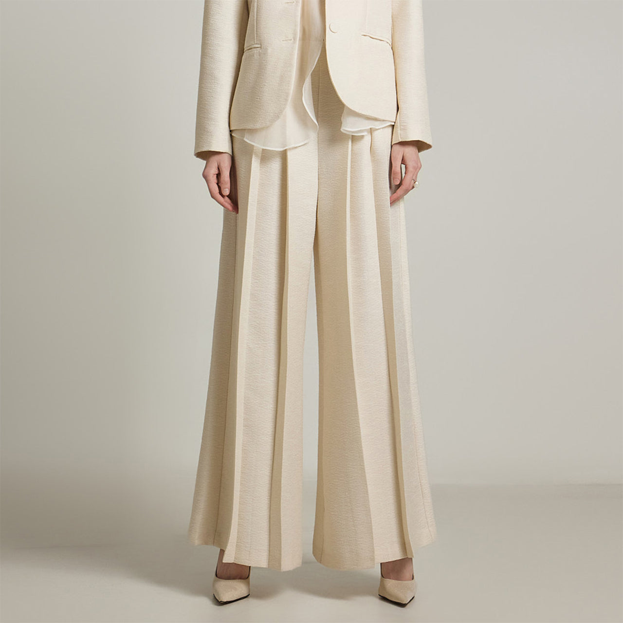 P3412 褶裥休闲裤