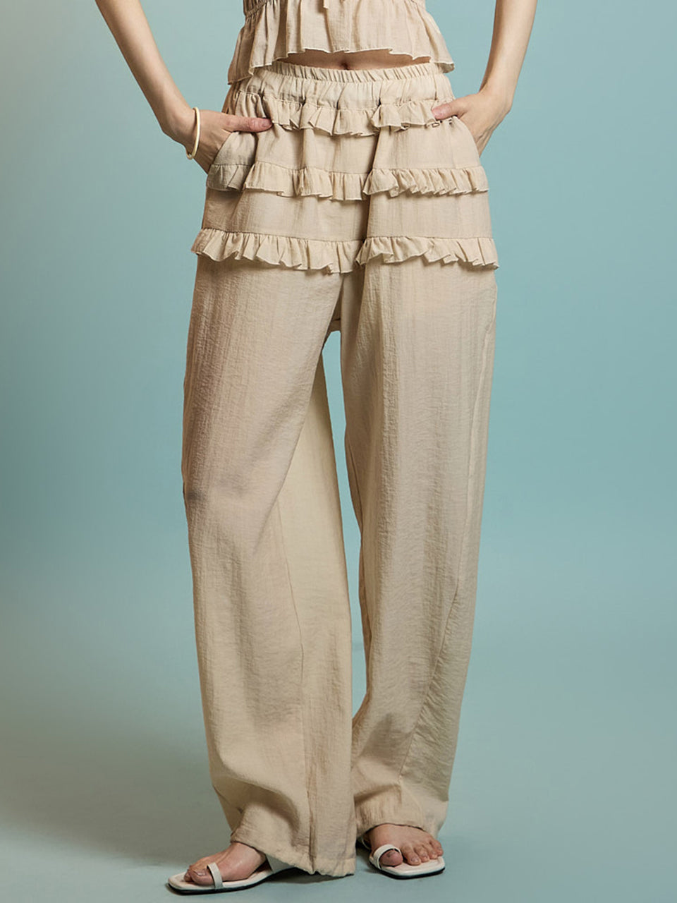 P3543 Frill Pants