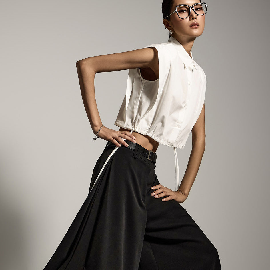 S772 Cropped Sleeveless Shirt