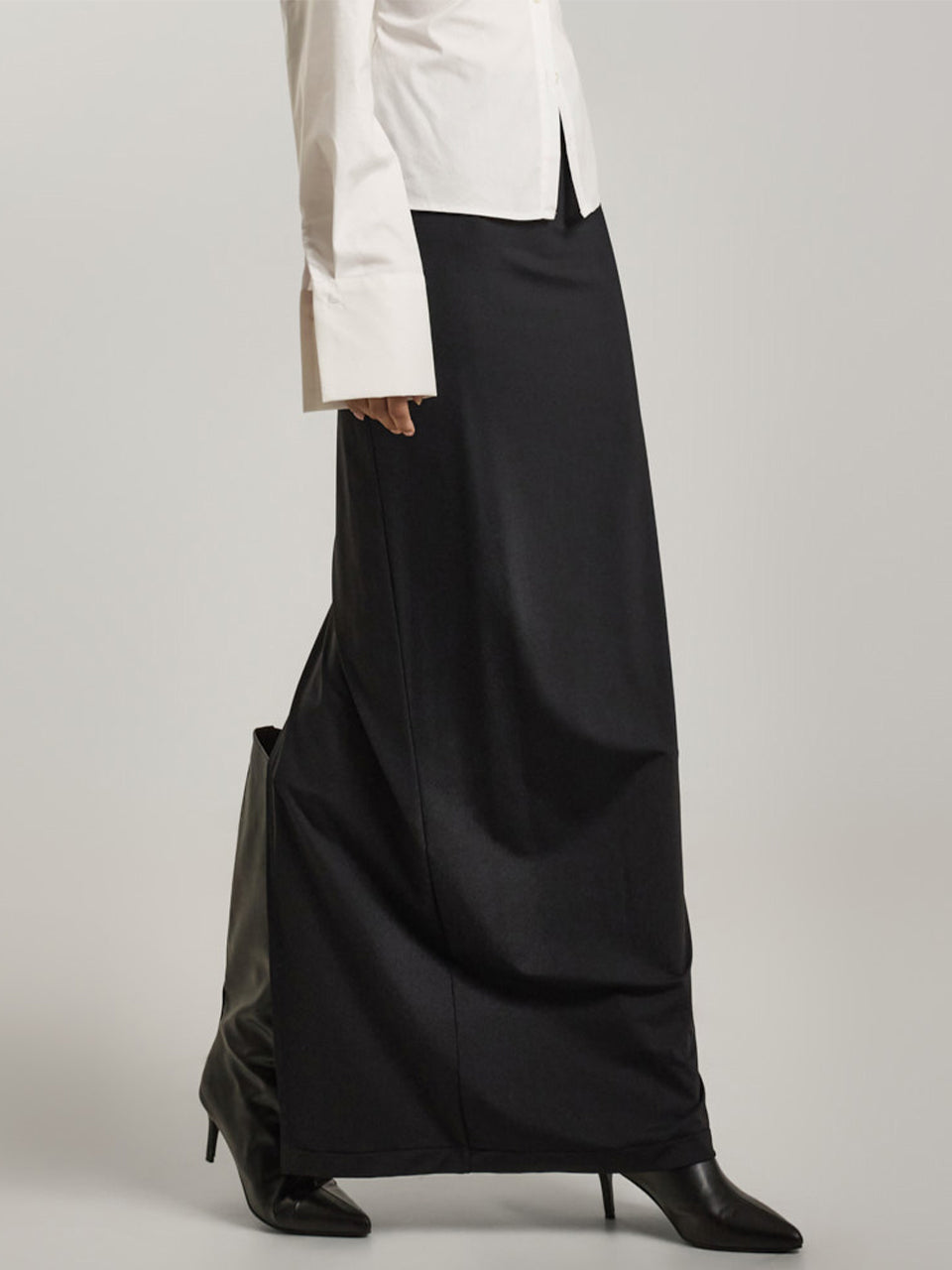 SK2957 Back Slit Skirt