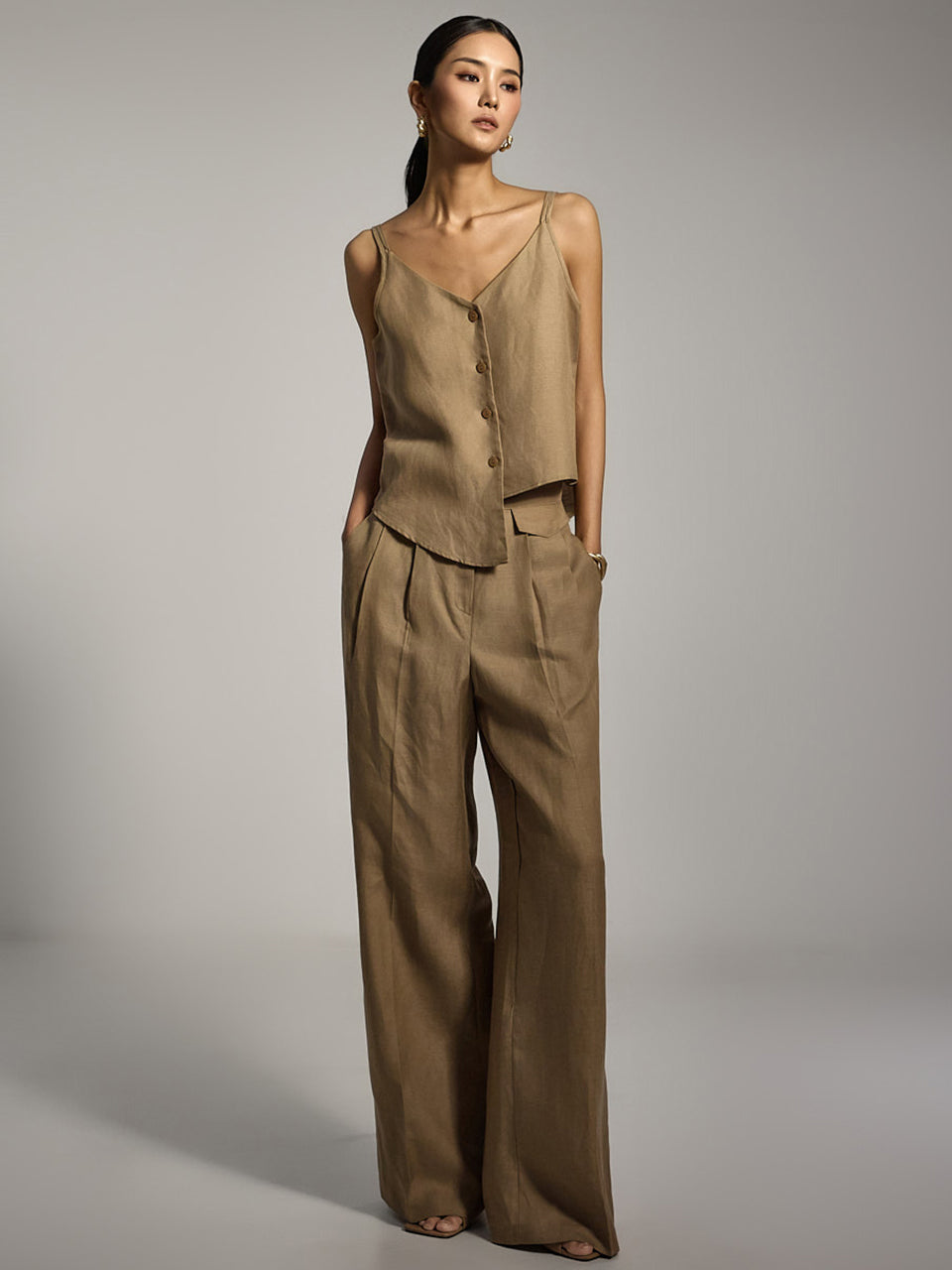 TP1856 ノースリーブトップスとスラックスセット