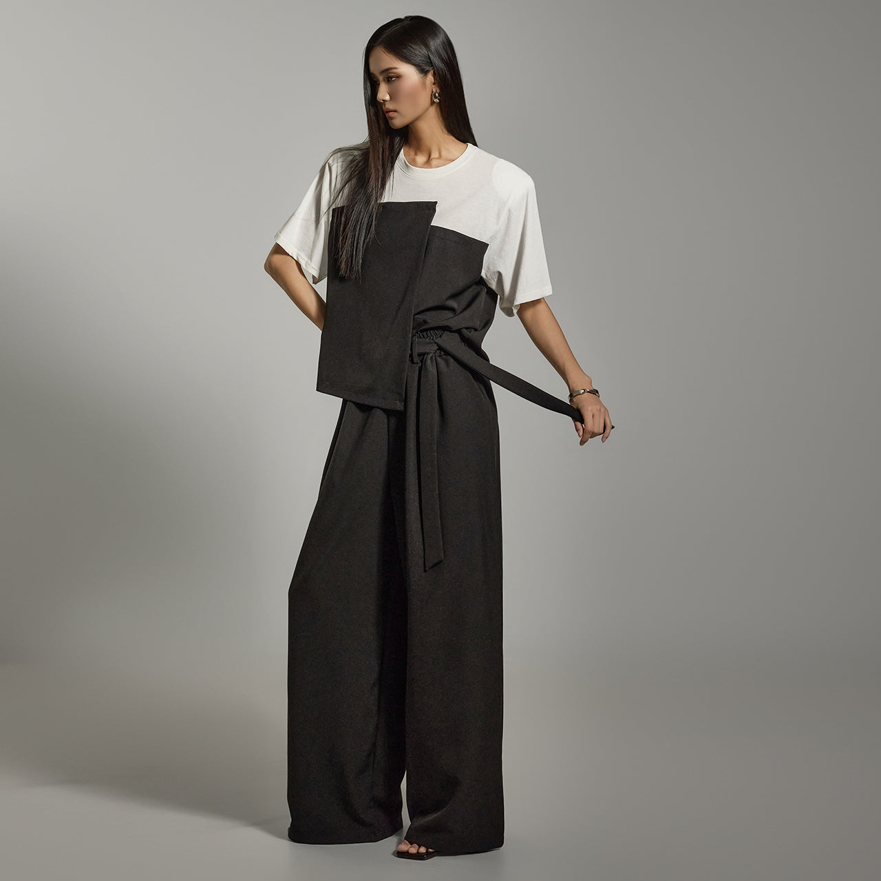 TP2117 Tシャツとパンツのセット