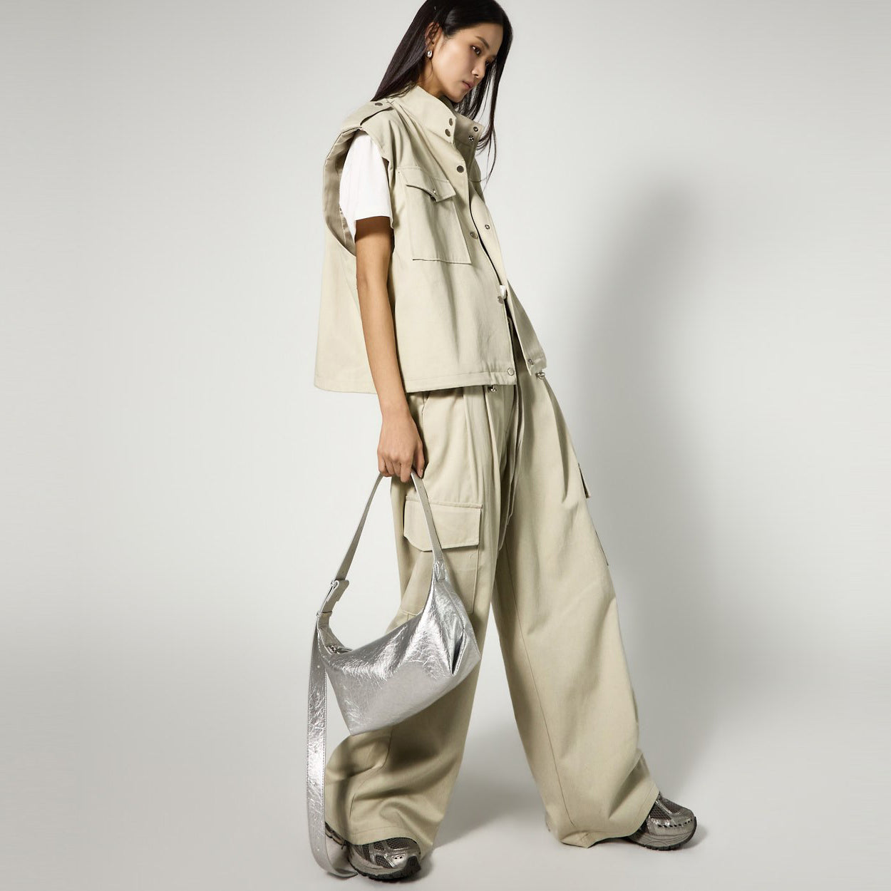 TP2346 Vest and Pants Set