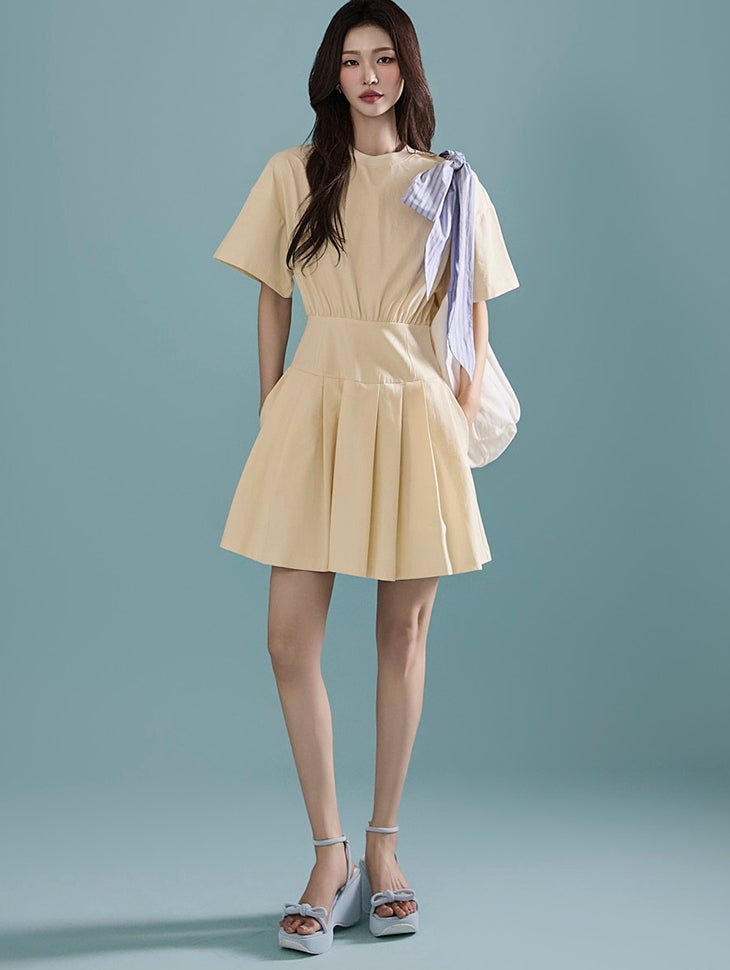 D4991 喇叭迷你连衣裙