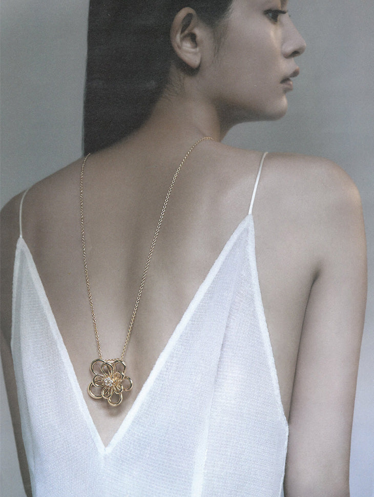 DINT CELEB<br><br>Model Eri <br><br>KELLY SHIN <br><br> 25S/S COLLECTION