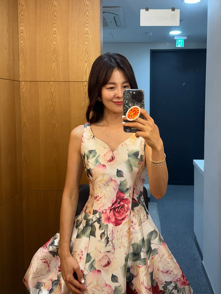 DINT CELEB<br><br> KIM SEONG EUN <br><br> D9538 <br><br>