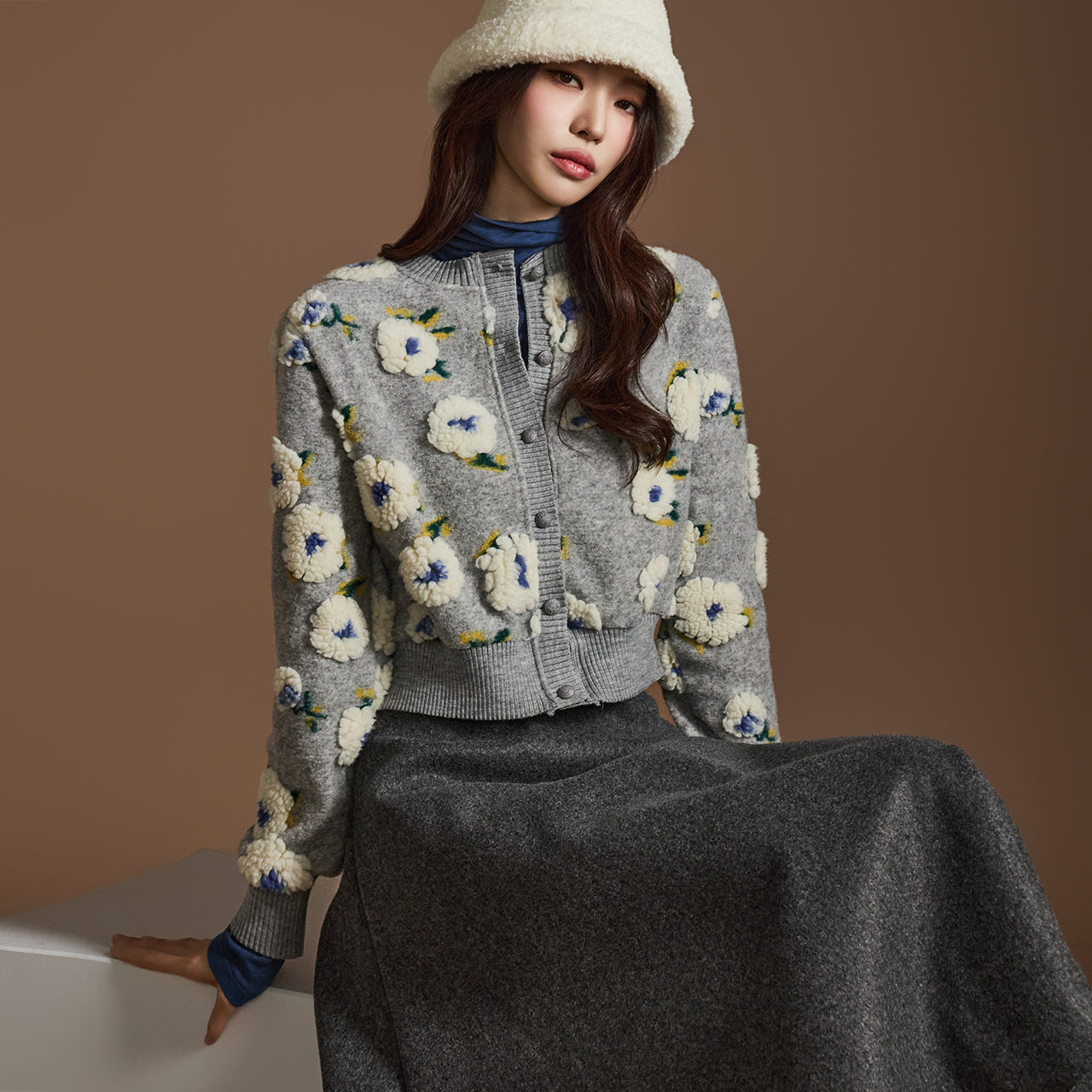 J2528 花朵羊毛开衫