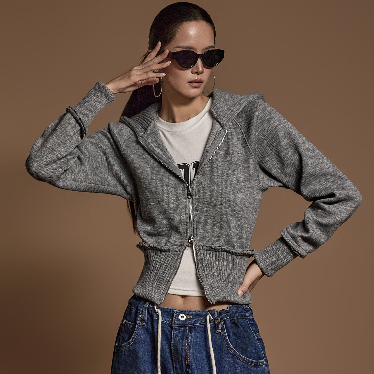 J2574 ニット ジップアップ フード付き