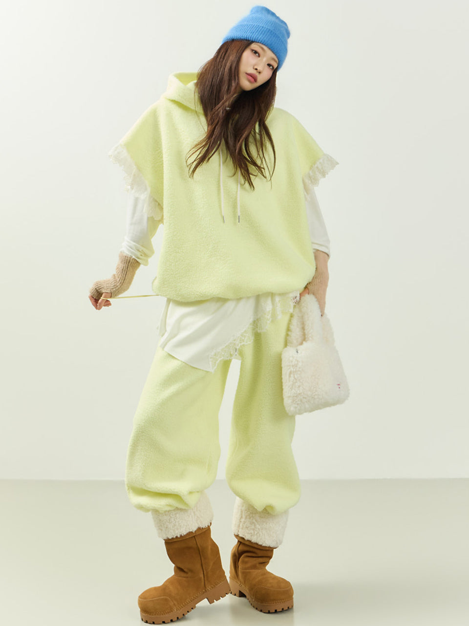 TR048 Fleece Lace Sweat Set