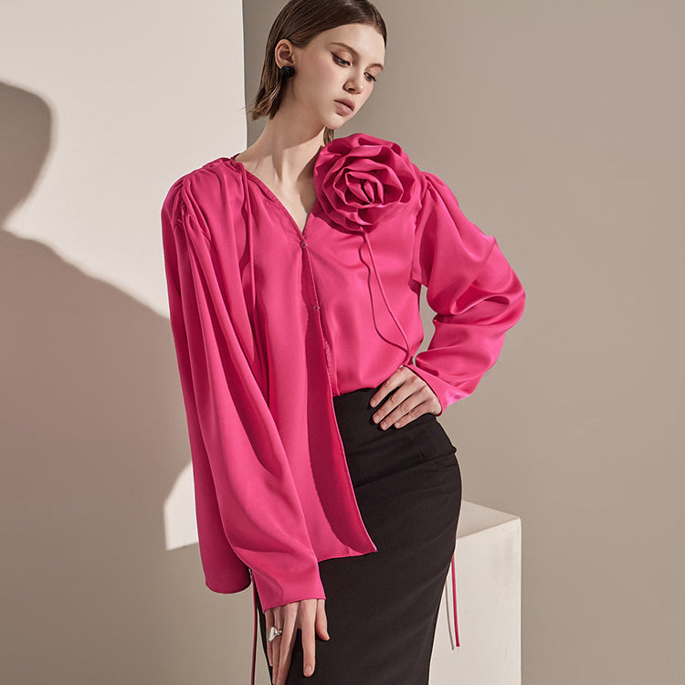 B2922 Satin Corsage Blouse