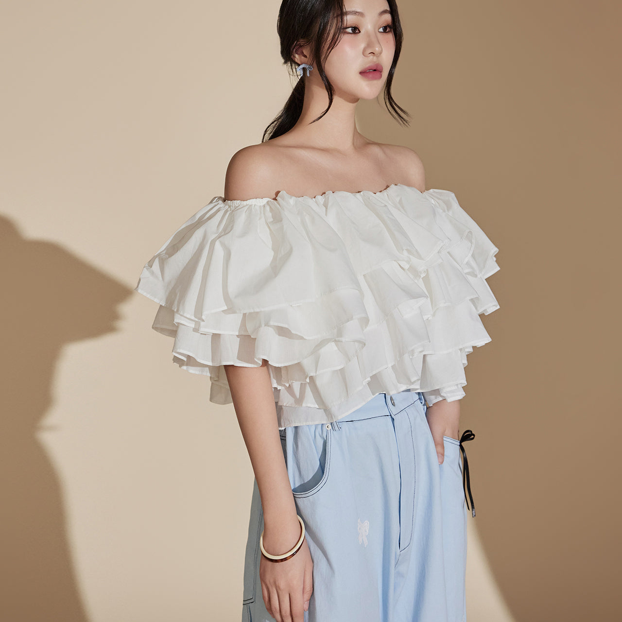 B2958 Frill Tiered Blouse