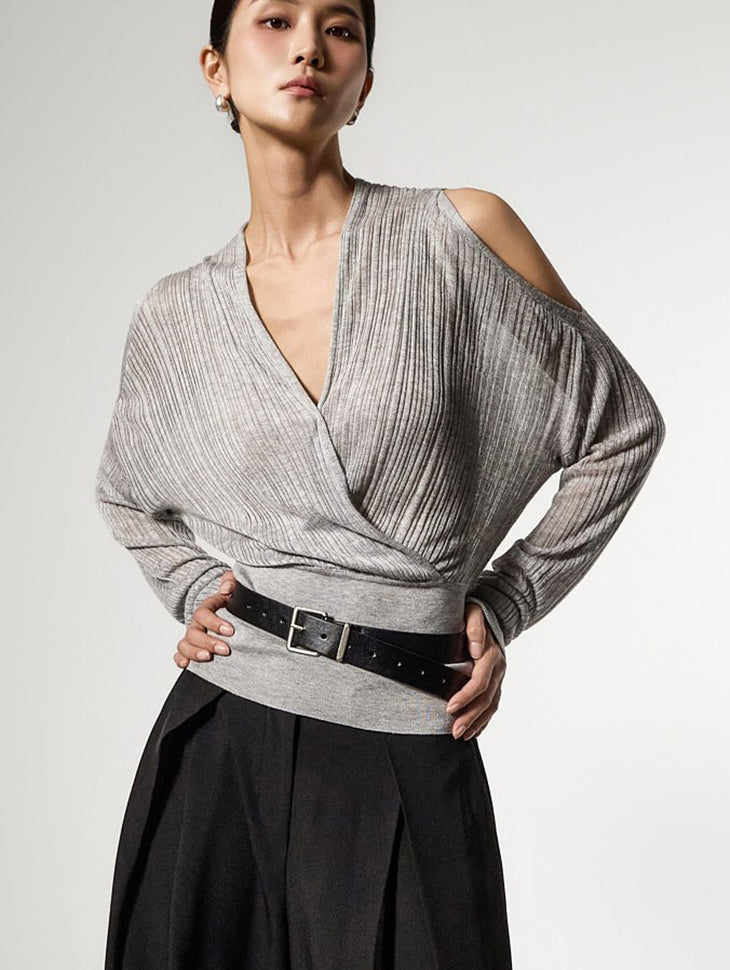 E4172 露肩裹身针织衫