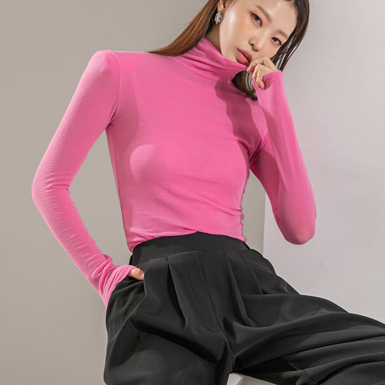 E2817 Roll Neck Padded Top