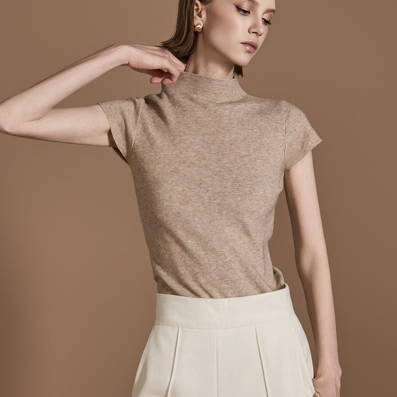 E3611 Turtleneck Cap Sleeves Top