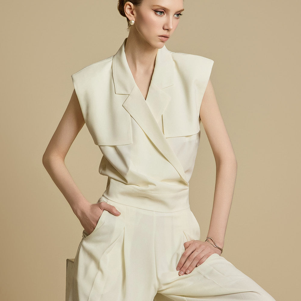 B3084 Collar Sleeveless Blouse