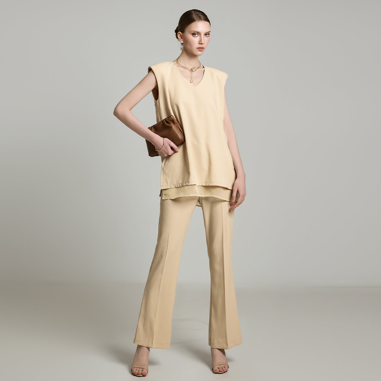 B3086 无袖吊带上衣