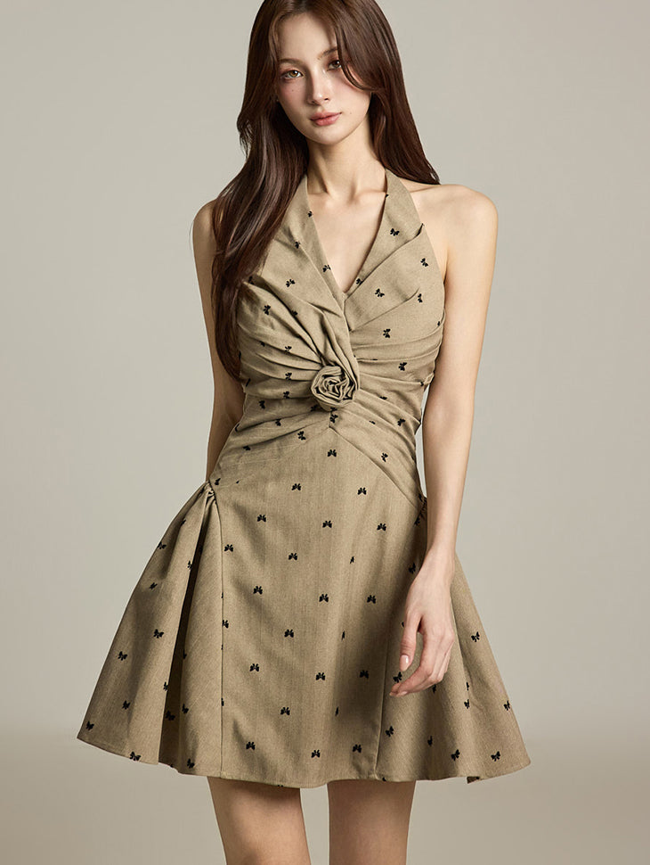 D5249 コサージュホルターネックドレス