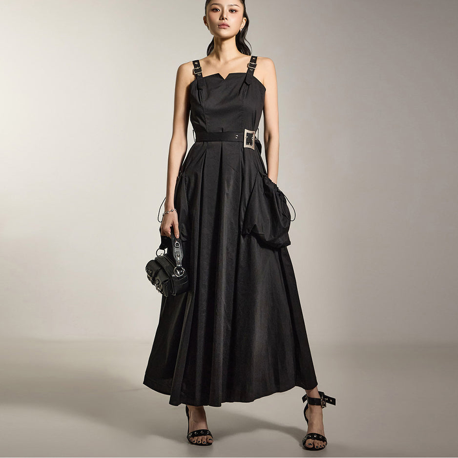 D5269 Sleeveless Dress with Belt