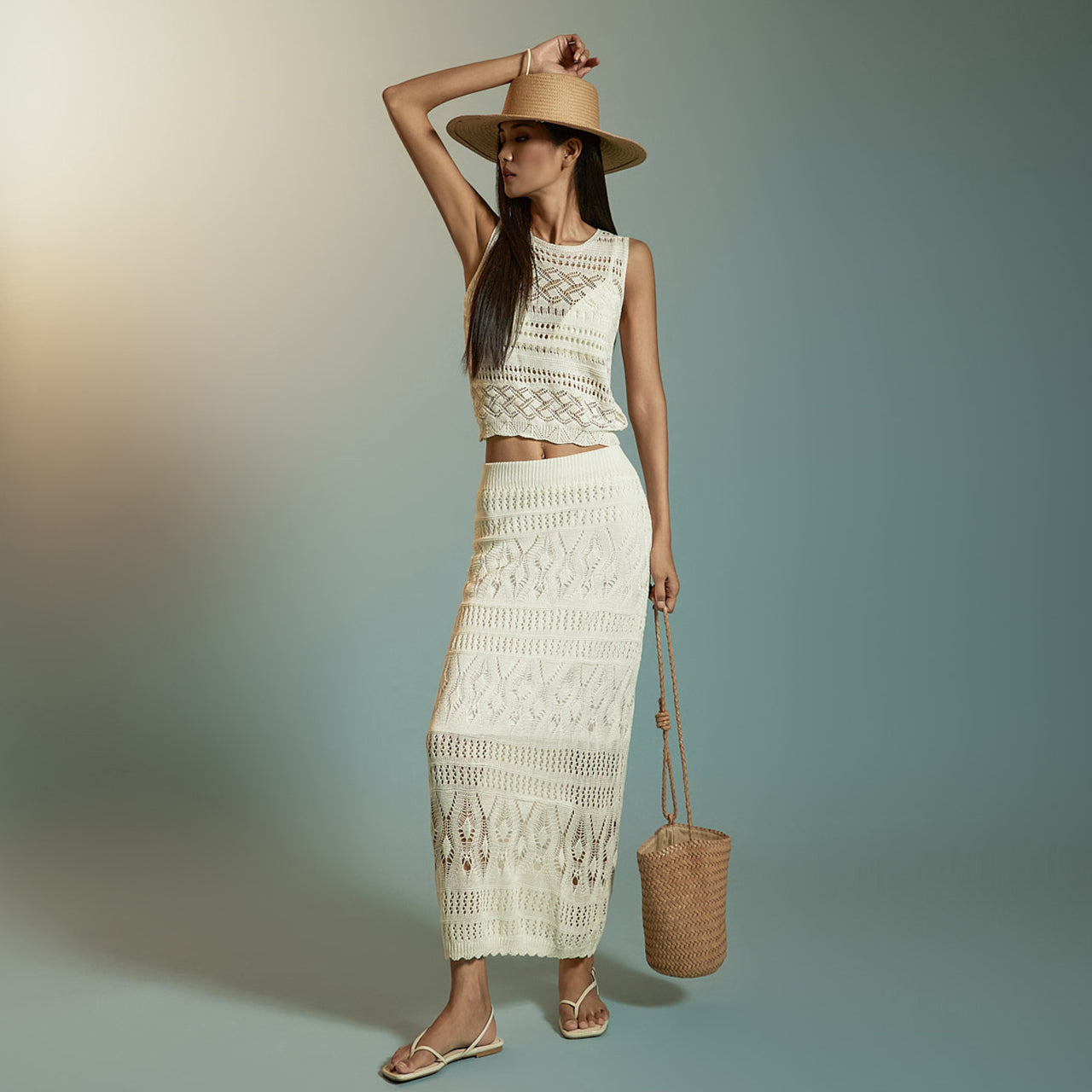 D5322 孔眼设计针织两件套