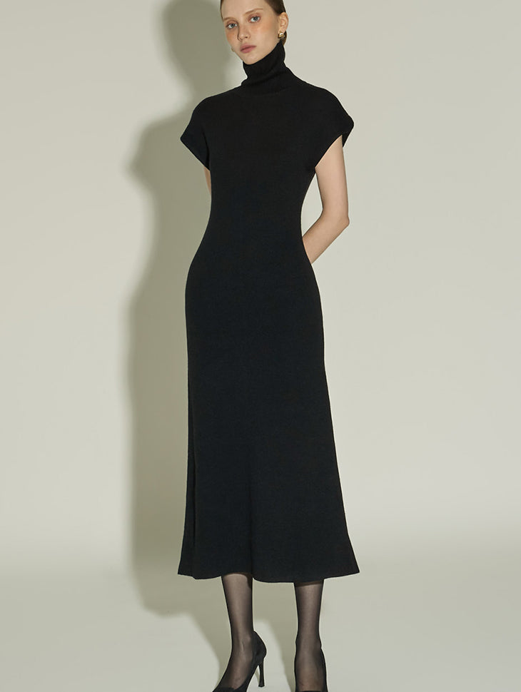 D5407 High-Neck Wool Knit Dress