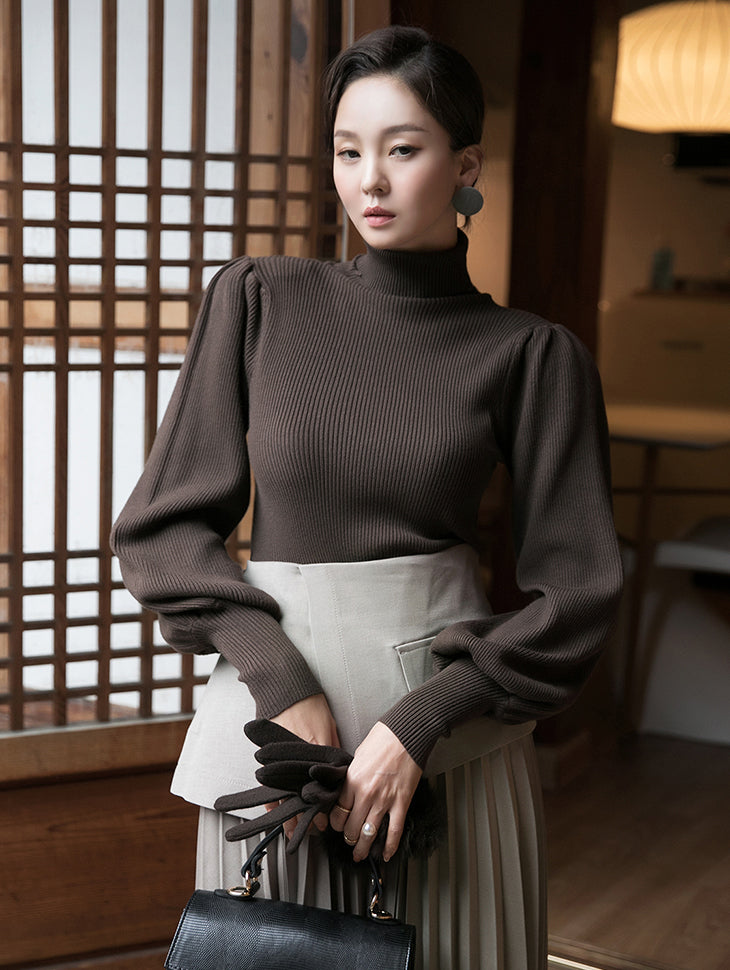 E2298 Ribbed Puff Turtleneck Top